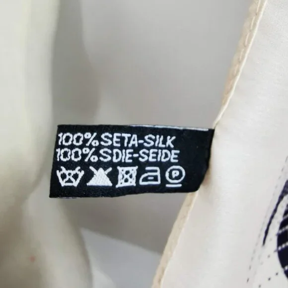 CHANEL BLUE SILK CC LOGO SHAWL - Picture 8 of 11